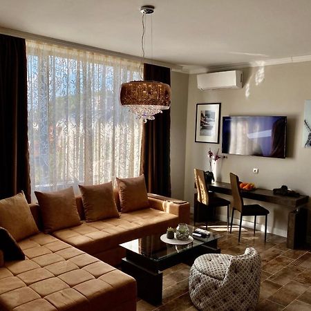 Luxury Apartments Ivon Plovdiv Bagian luar foto