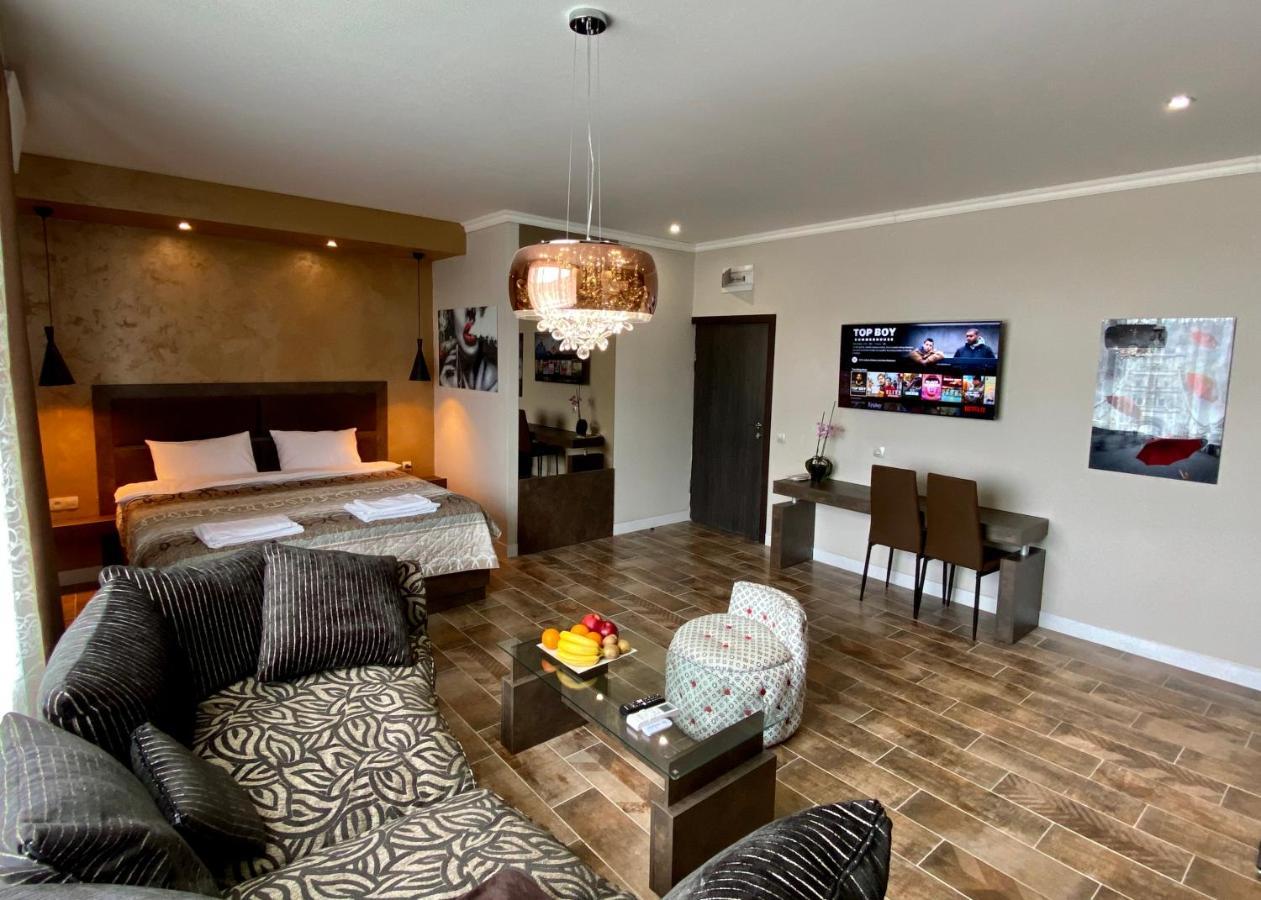 Luxury Apartments Ivon Plovdiv Bagian luar foto